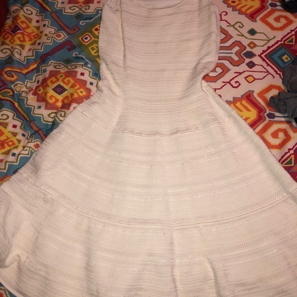 White knit  Ralph Lauren Black Label dress. Like new.‌‌‌‌‌‌‌‌‌‌‌‌‌‌‌‌‌‌‌‌‌‌‌‌‌‌‌